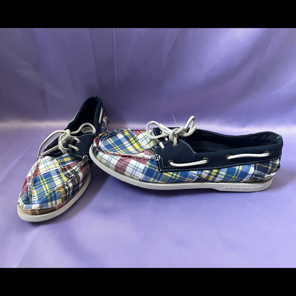 Mens size 10.5 sperry boat shoes multiple colors